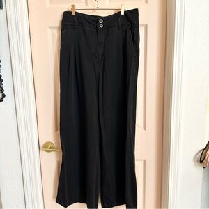 Black Pilcro wide leg trousers